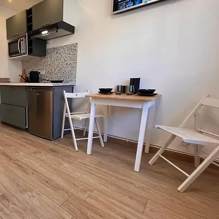 « le Petit Prat » アパート *