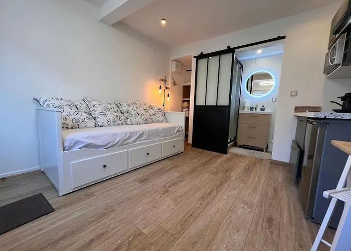 דירה « le Petit Prat » *